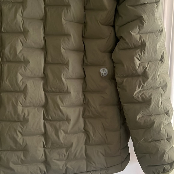 Mountain Hardwear green puffer hoodie barely worn XL - Picture 6 of 6